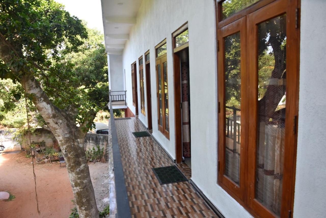 Green Mart Family Rest Anuradhapura Kültér fotó