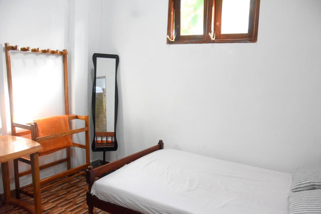 Green Mart Family Rest Anuradhapura Kültér fotó